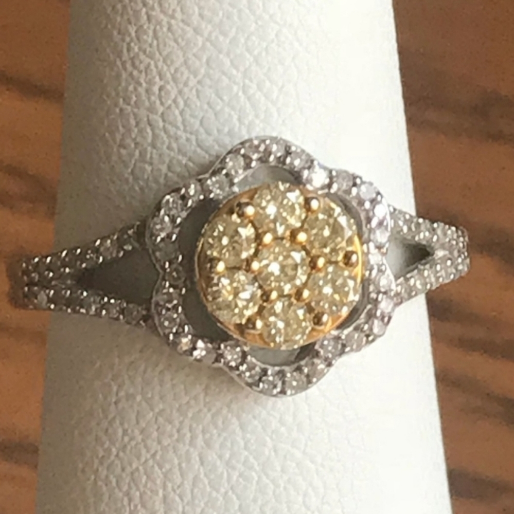 Intense Yellow & White Diamond Ring